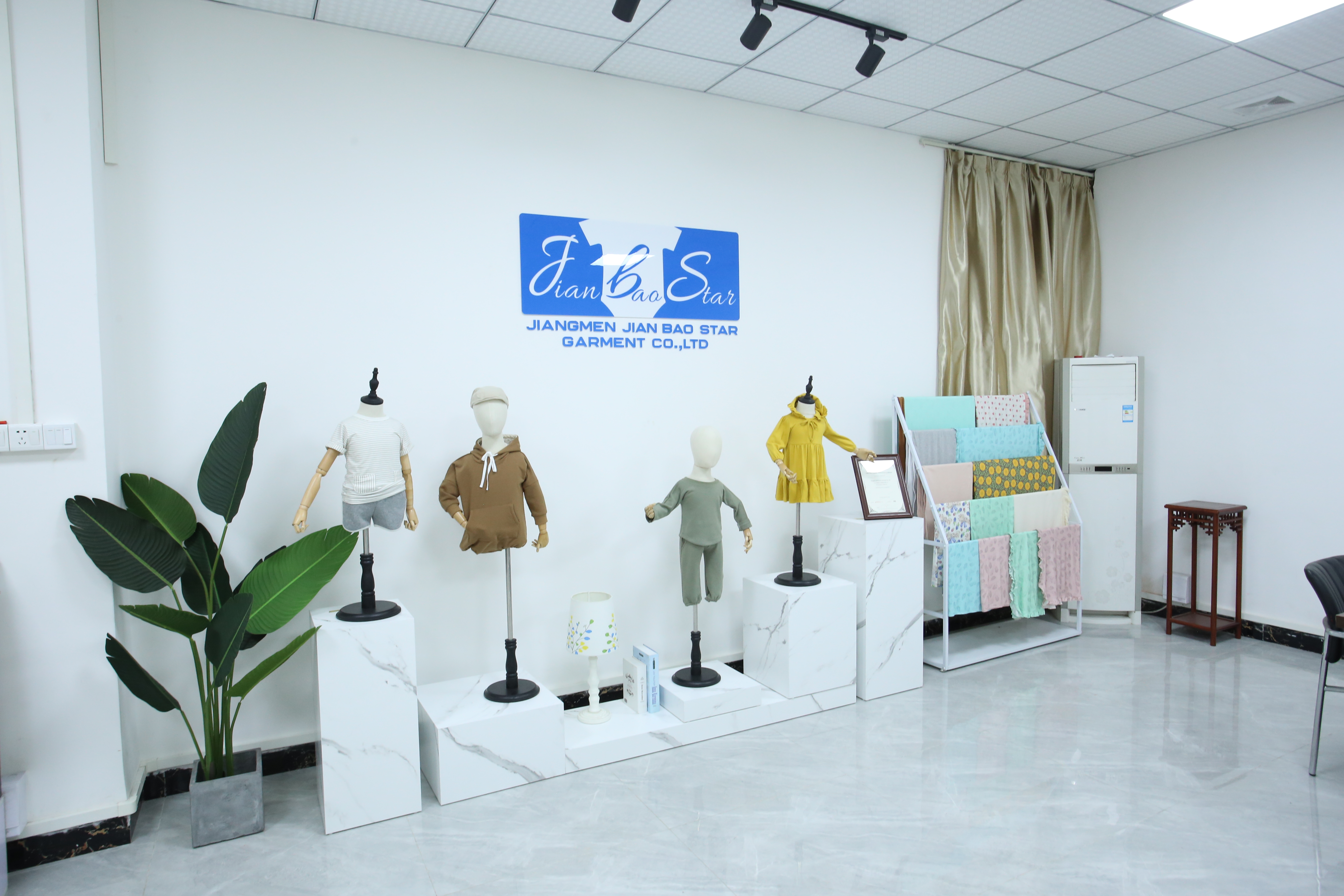 Bavoirs b&eacute;b&eacute;