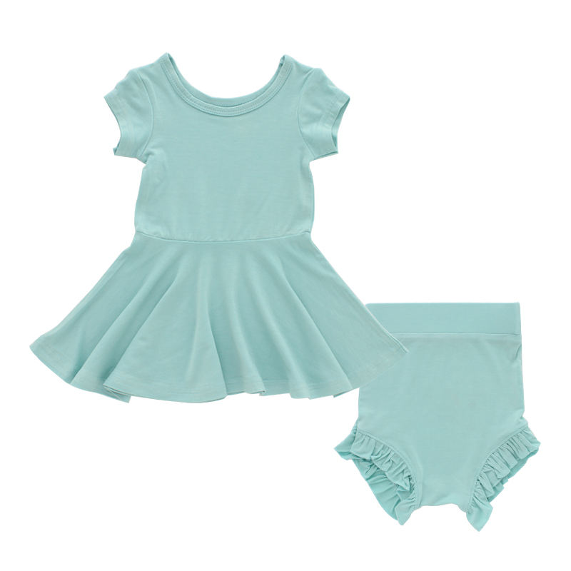 Robe de bébé de style classique en gros personnaliser l'été à manches courtes bébé barboteuse ensemble OEM beaux vêtements de bébé nouveau-né avec des sous-vêtements