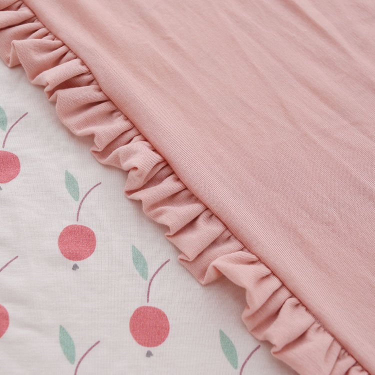 Couvertures à motif de cerise pour bébé en coton de bambou doux imprimé double face en gros personnalisé OEM accepté couverture de bébé de haute qualité
